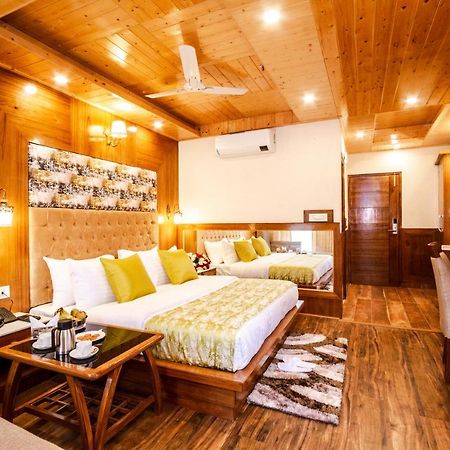 Suryansh Regency Manali Centrally Heated Air Cooled With Private Balconies Manāli Eksteriør bilde
