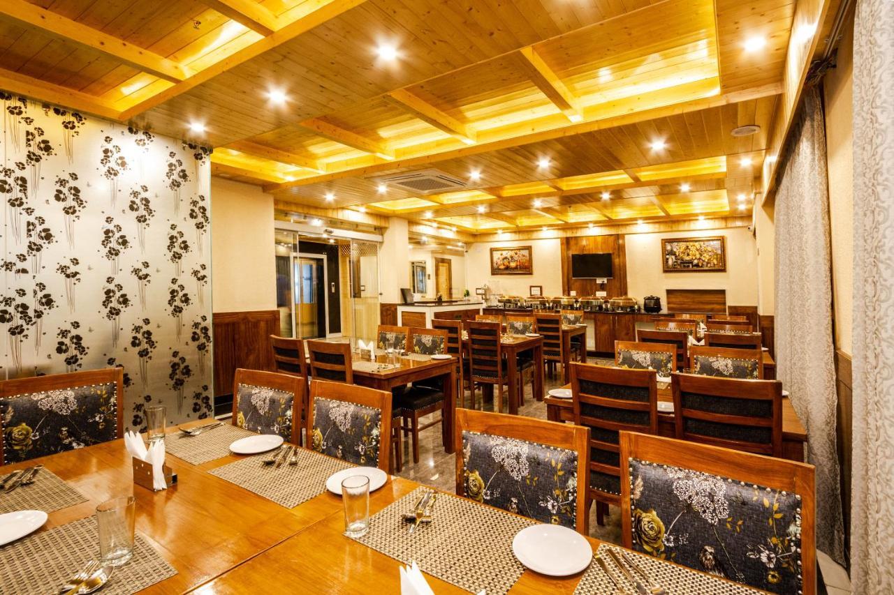 Suryansh Regency Manali Centrally Heated Air Cooled With Private Balconies Manāli Eksteriør bilde